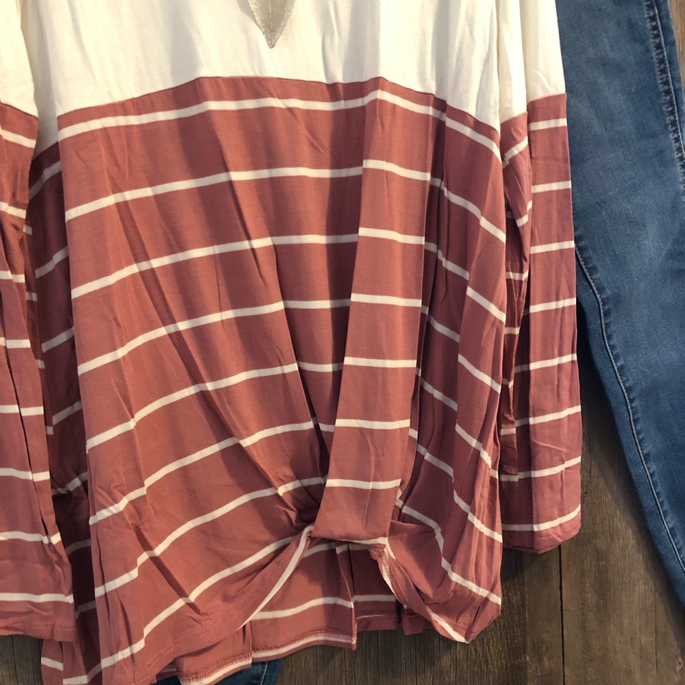 Vine & Love Pink Striped Twist Front Tee S M L - Picture 3 of 11